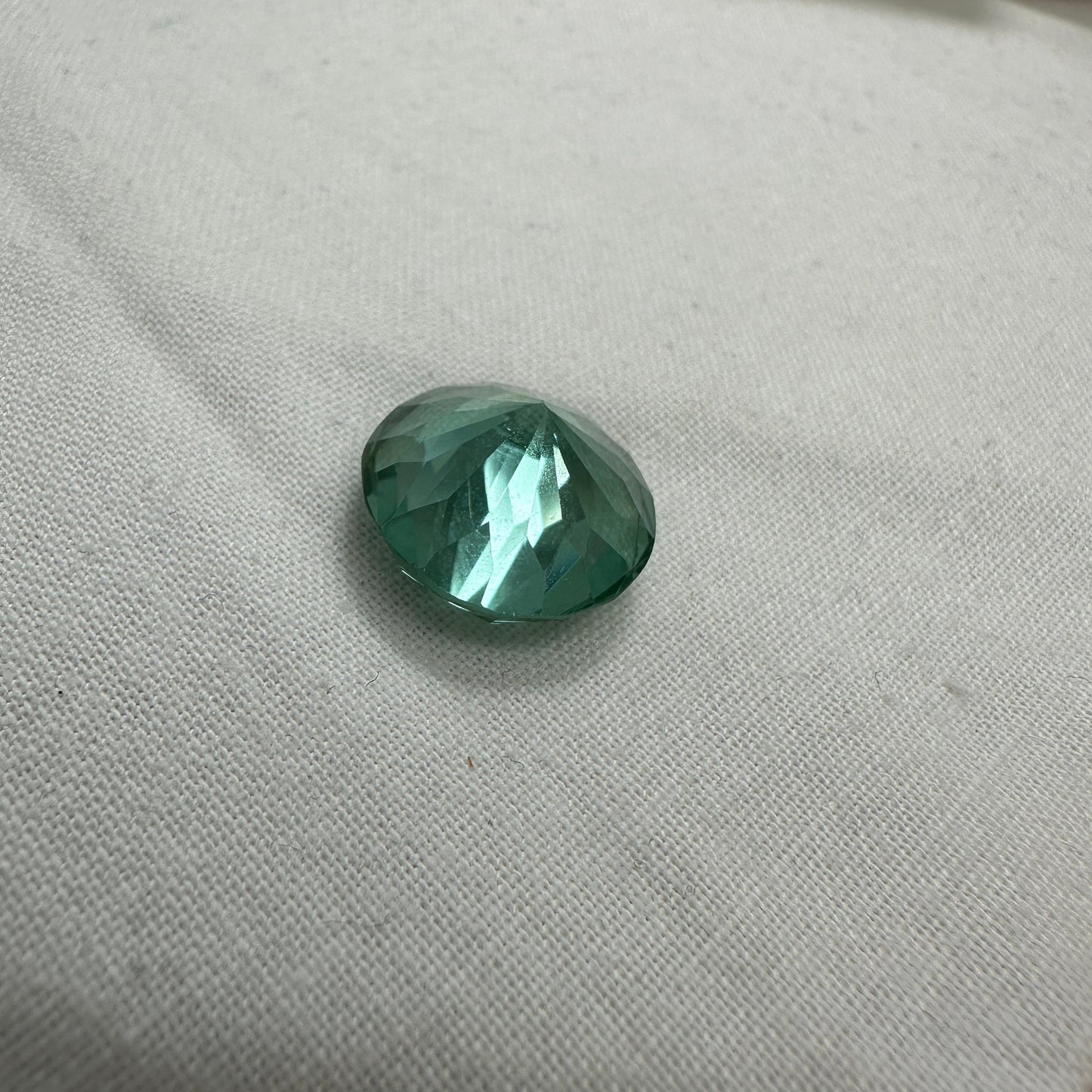 16 carat Green Lab Created Spinel 15.5mm Round Cut Man Made Spinel Cheap Loose, Mint Green Gem - Synthetic Spinel