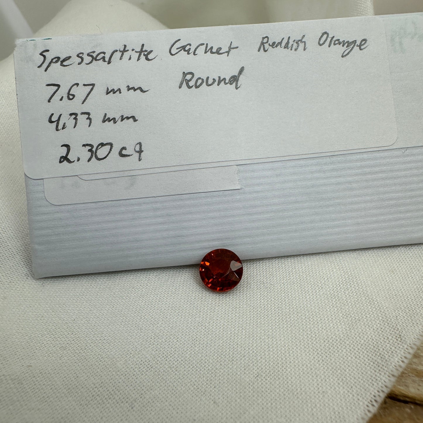 7.7mm Natural Orange Spessartite Garnet 2.30 Carat, Round Cut,  Faceted Loose Gemstone, Red Orange Garnet