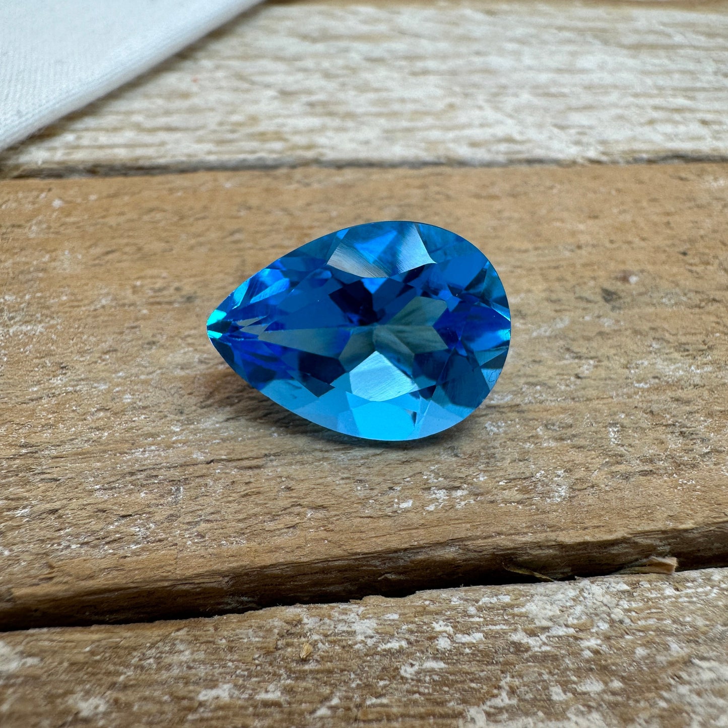 18x13mm Swiss Blue Topaz, Pear Cut, 15.35 carat Loose Faceted Gem, Natural Topaz