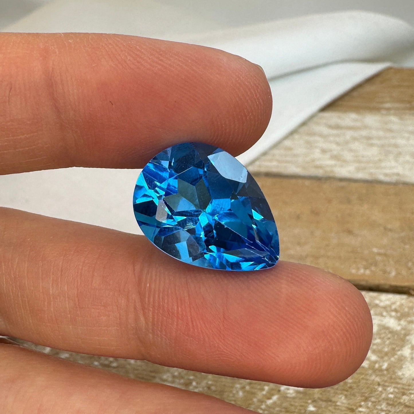 18x13mm Swiss Blue Topaz, Pear Cut, 15.35 carat Loose Faceted Gem, Natural Topaz