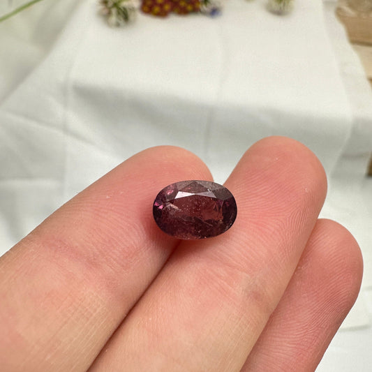 4 Carat Purple Sapphire 10x7mm Oval Cut, Unheated Faceted Loose Natural Sapphire, Tanzania