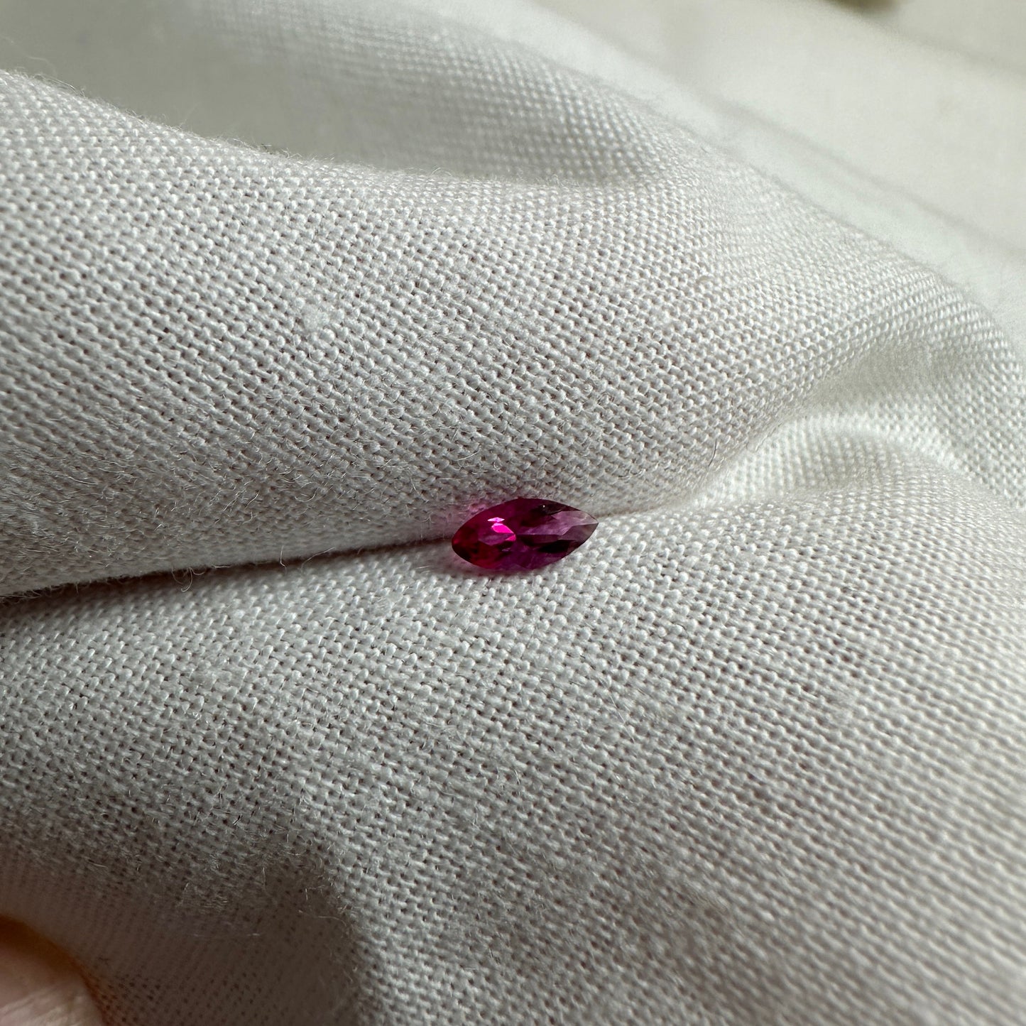 VVS 5.5x2.6mm Red Beryl Marquise Cut 0.12 Carat, Faceted Natural Utah Red Beryl, Bixbite