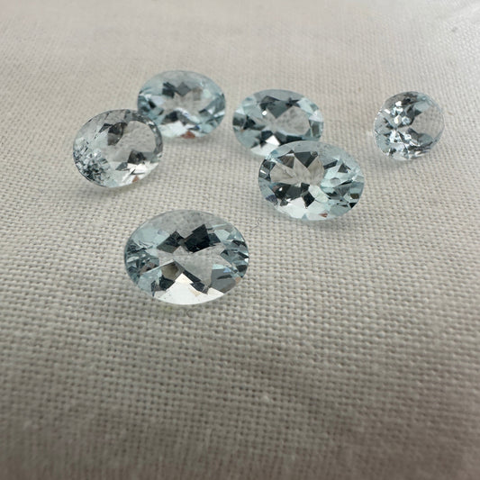 One 8x6mm light Blue Aquamarine Oval Cut, Faceted Loose Beryl