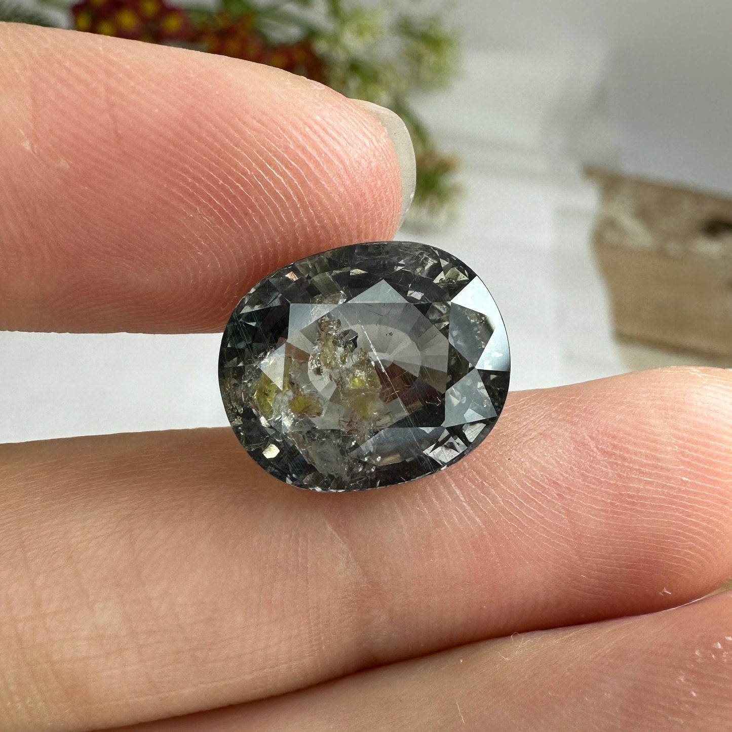 13 Carat Color Change Sapphire 13.75x11.65mm Oval Cut, Yellow Green to Purple, Natural Unheated Faceted Loose Sapphire, Tanzania