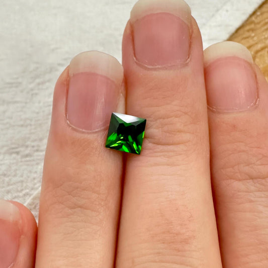 6mm Green Chrome Diopside 1 Carat Square Cut, Faceted Loose Gemstone