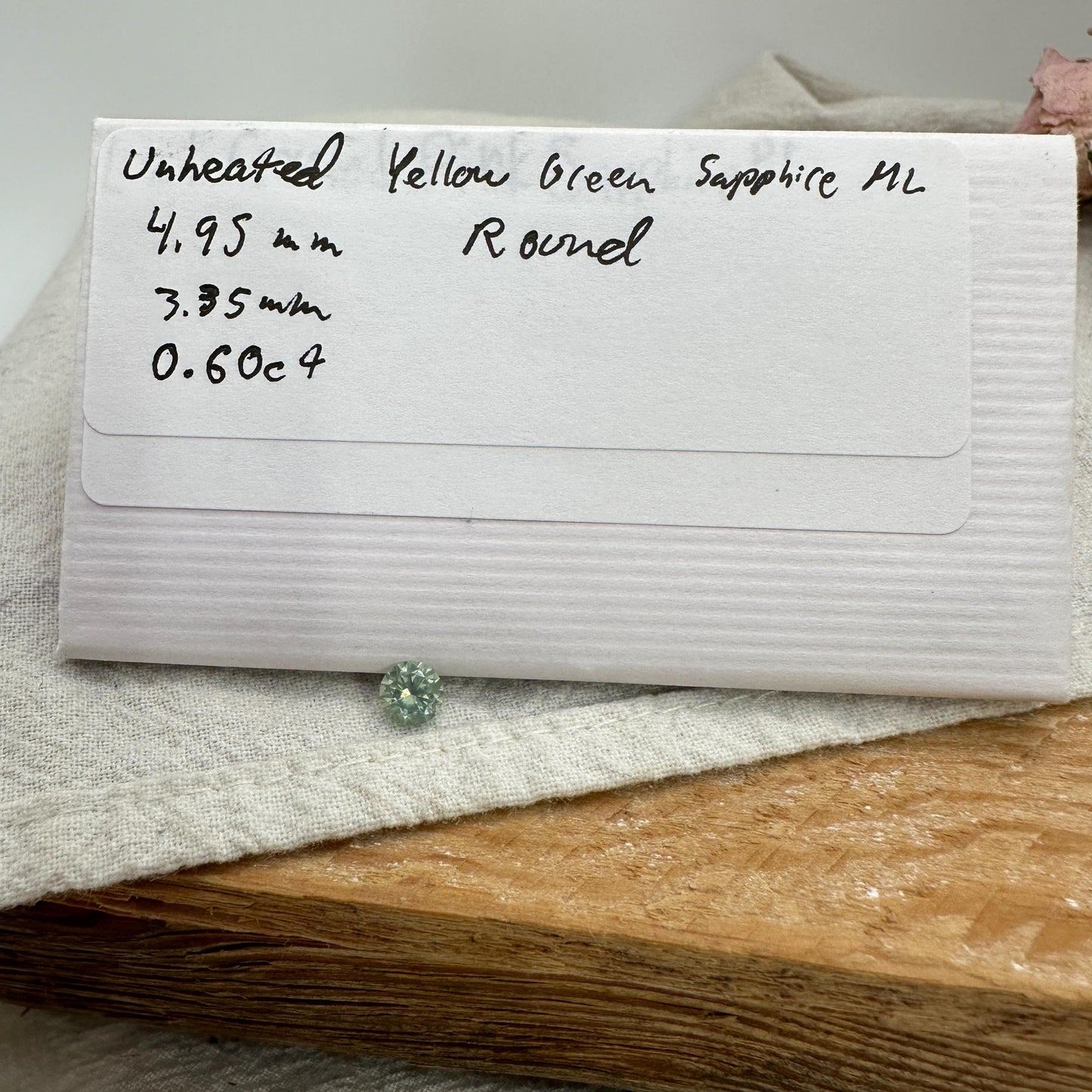 0.60 Carat Greenish Yellow Montana Sapphire 5mm Round Cut, Natural Unheated Faceted Loose