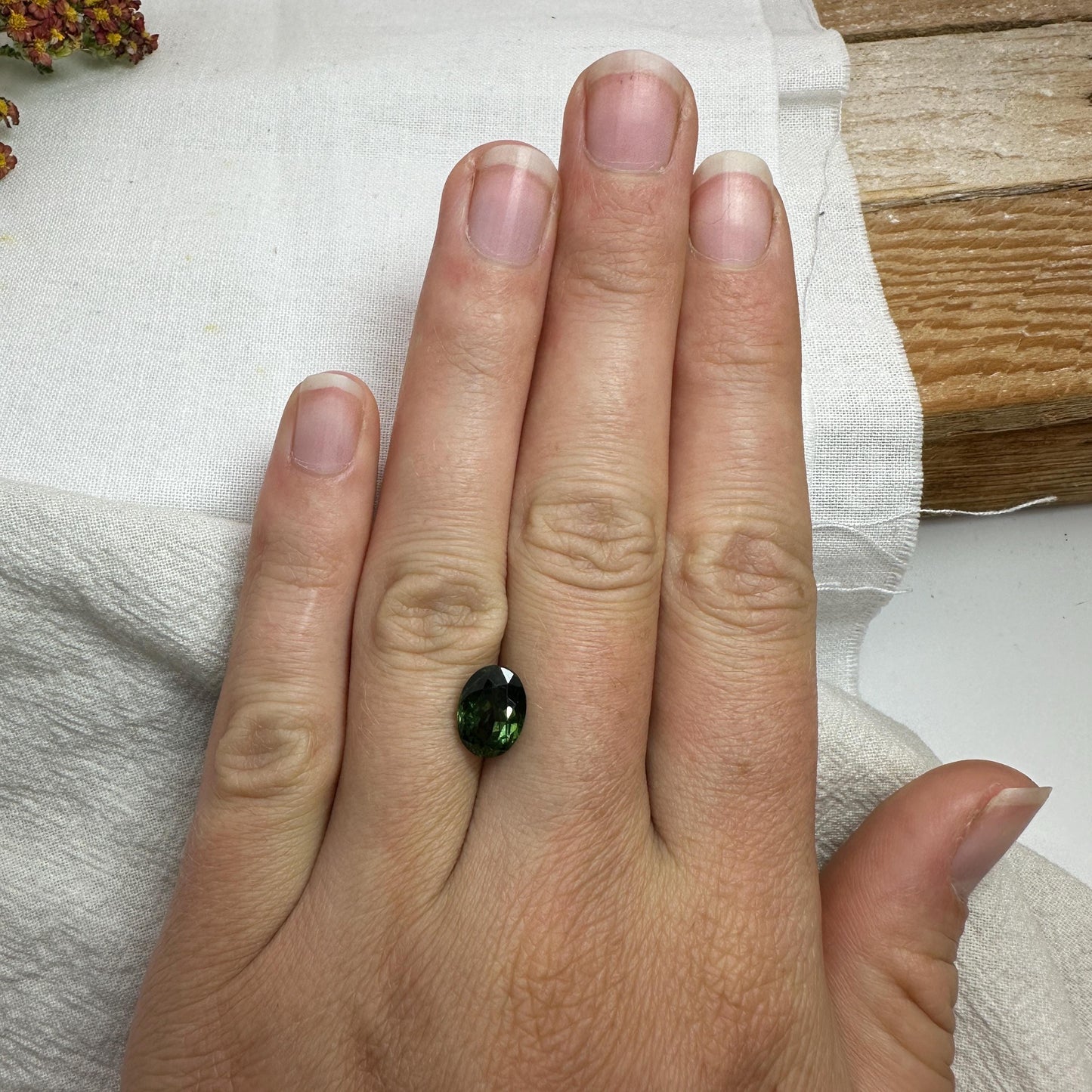 10x7mm Green Apatite 2.67 carat Oval Cut, Faceted Loose Gemstone,