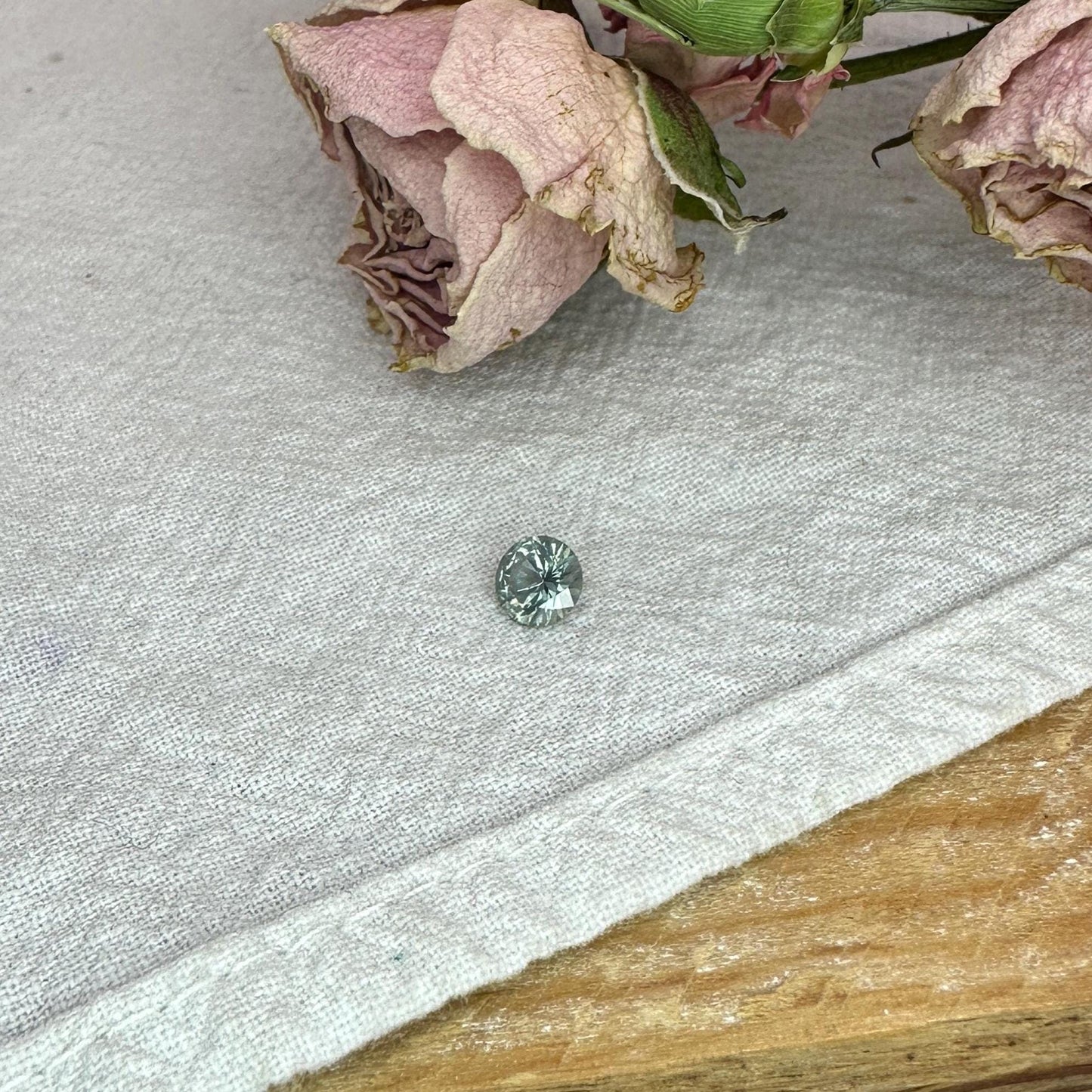 0.55 Carat Light Green Montana Sapphire 5mm Round Cut, Natural Unheated Faceted Loose