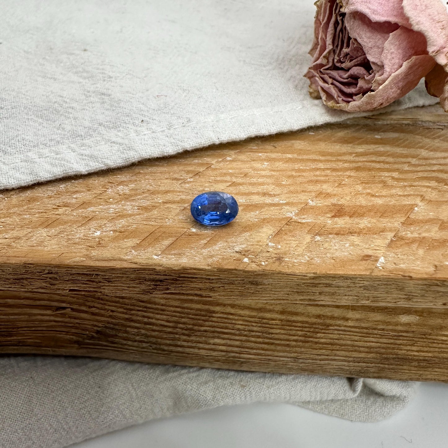 7x5mm Blue Kyanite 1 Carat Oval Cut, Faceted Loose