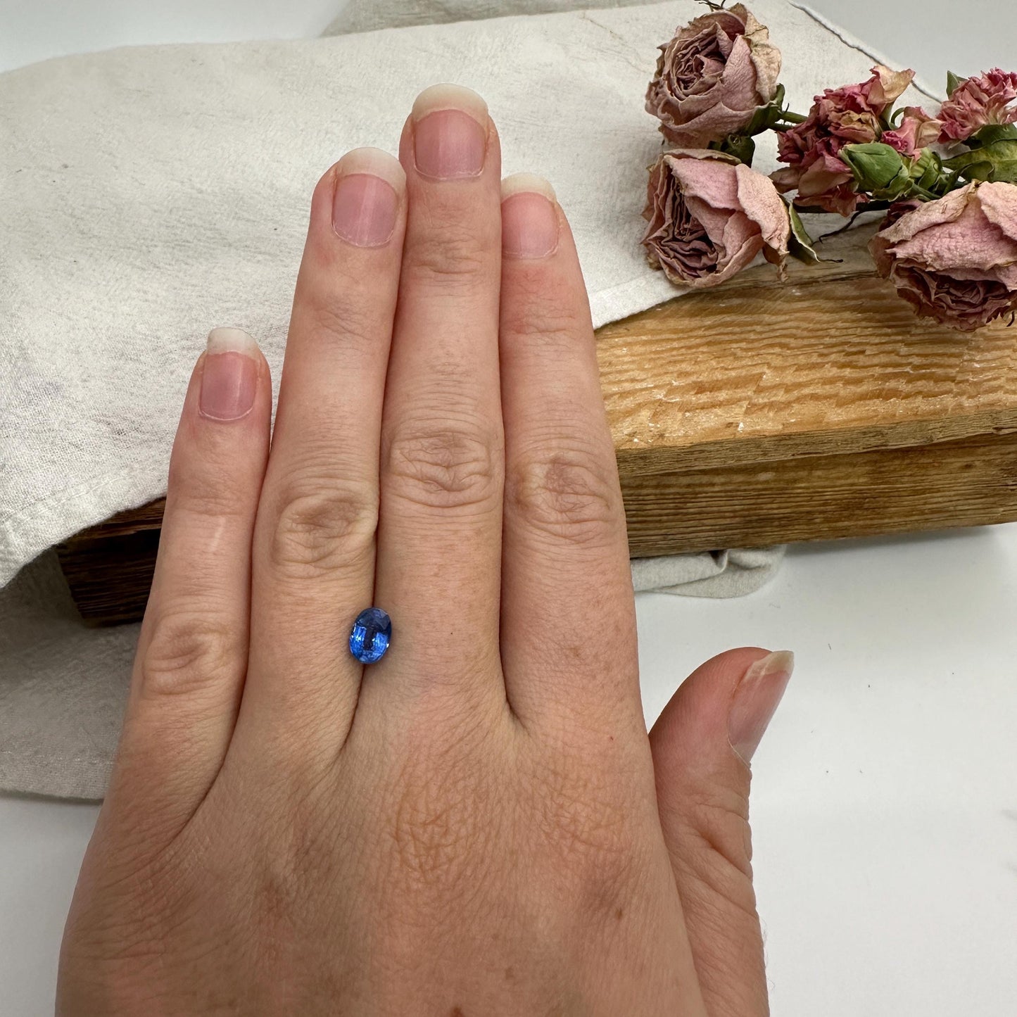 7x5mm Blue Kyanite 1 Carat Oval Cut, Faceted Loose