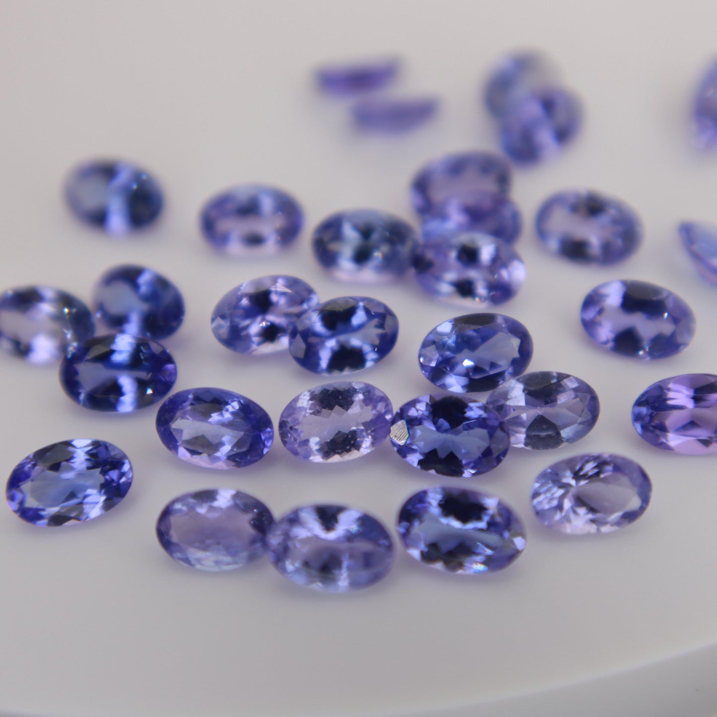 One 6x4mm Tanzanite Oval Cut, Faceted Loose Violet Gemstone, Natural Tanzanite, Zoisite