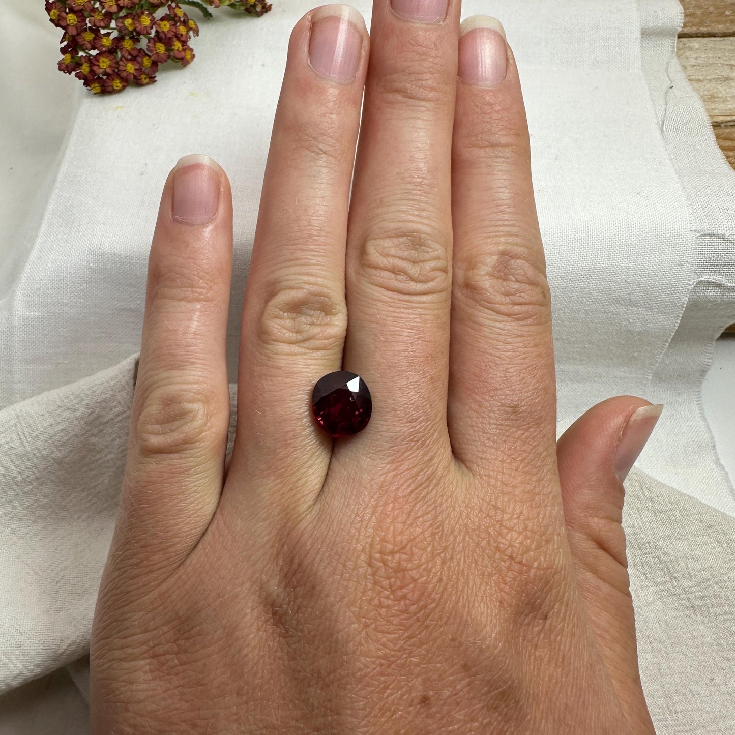 3.99 carat Natural Rhodolite Garnet, 9.7x8.9mm Purple Pink Garnet, Faceted Oval Cut Raspberry Garnet