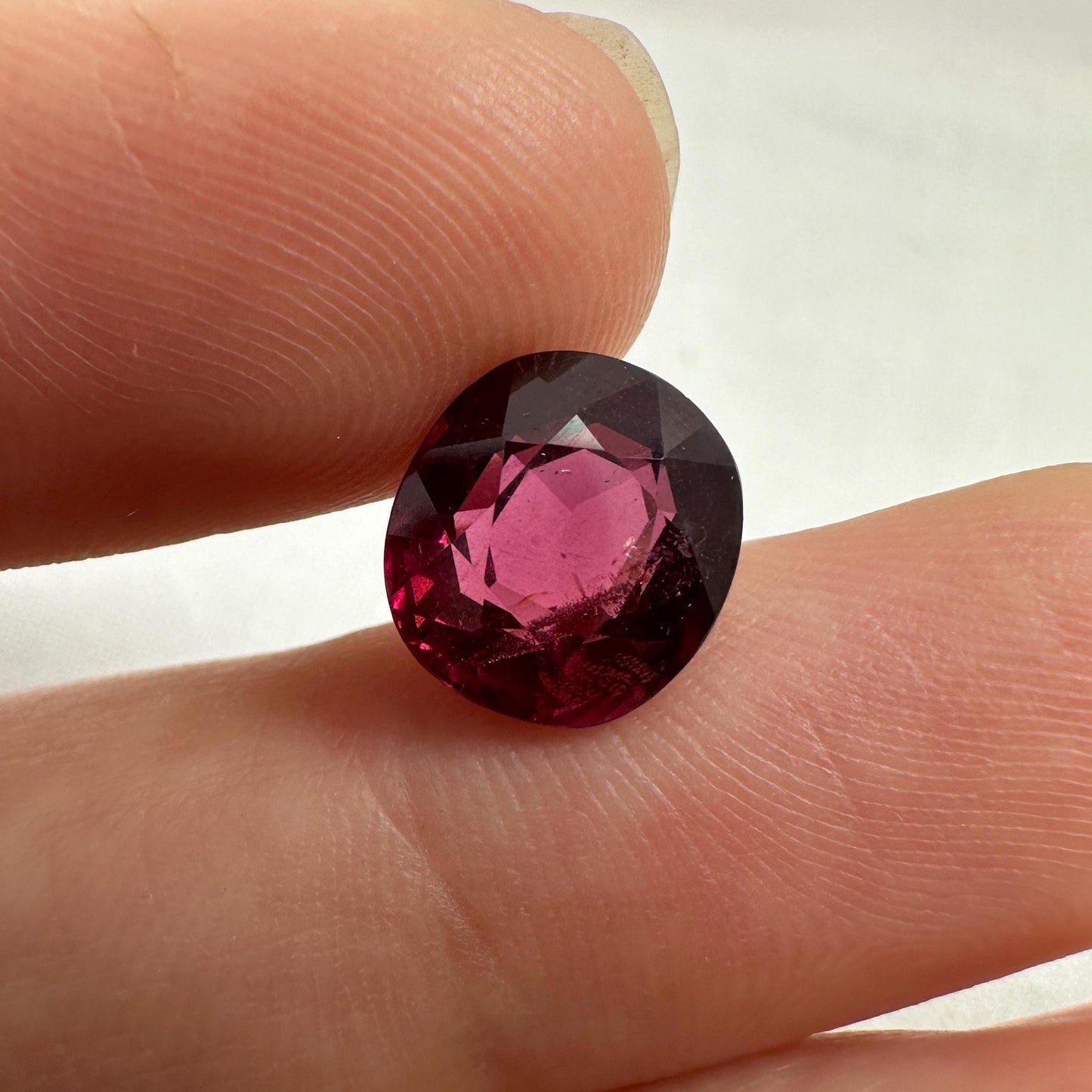 3.99 carat Natural Rhodolite Garnet, 9.7x8.9mm Purple Pink Garnet, Faceted Oval Cut Raspberry Garnet
