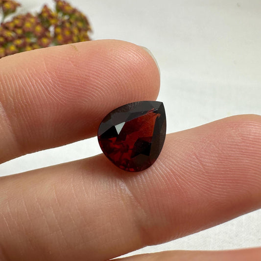 4.41 Ct Red Garnet, 11.5x9.5mm Pear cut, Natural Deep Red Garnet