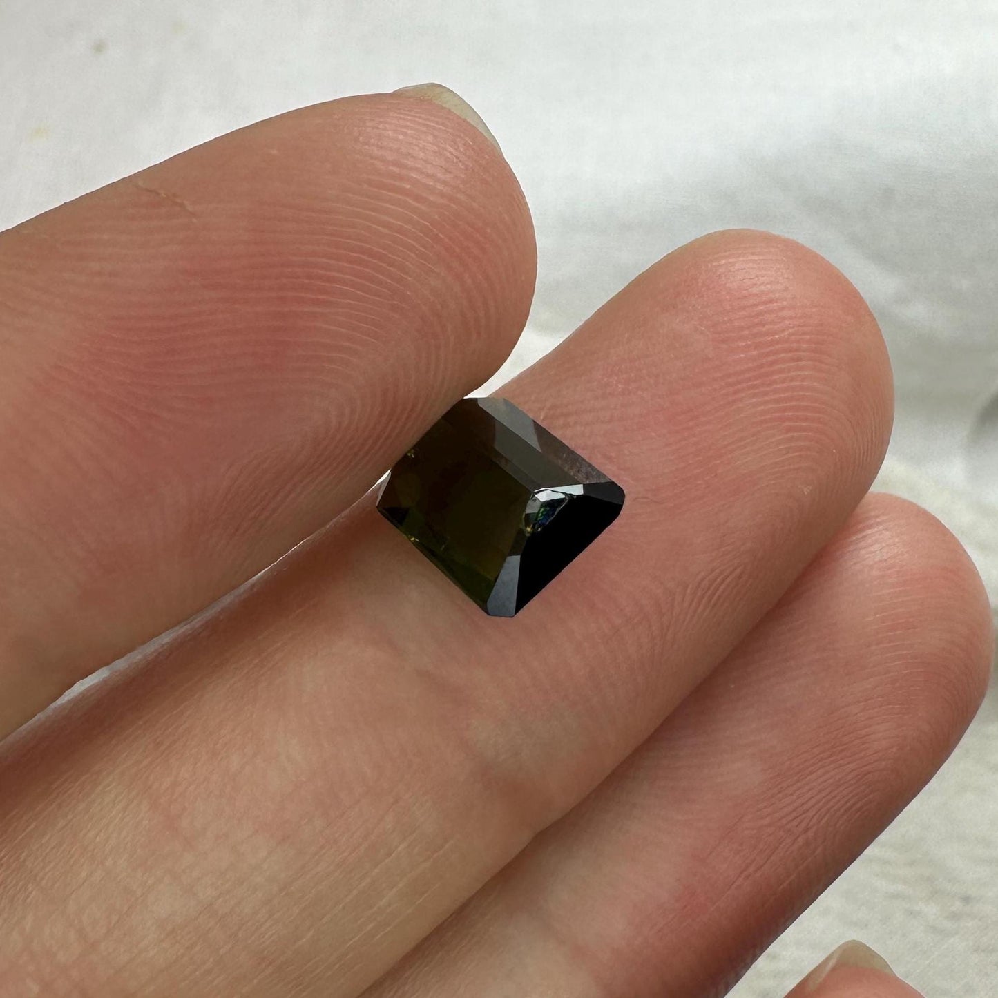 1.91 carat Natural Green Tourmaline, 8.3x7mm Rectangle Octagon Cut Faceted Loose Gemstone