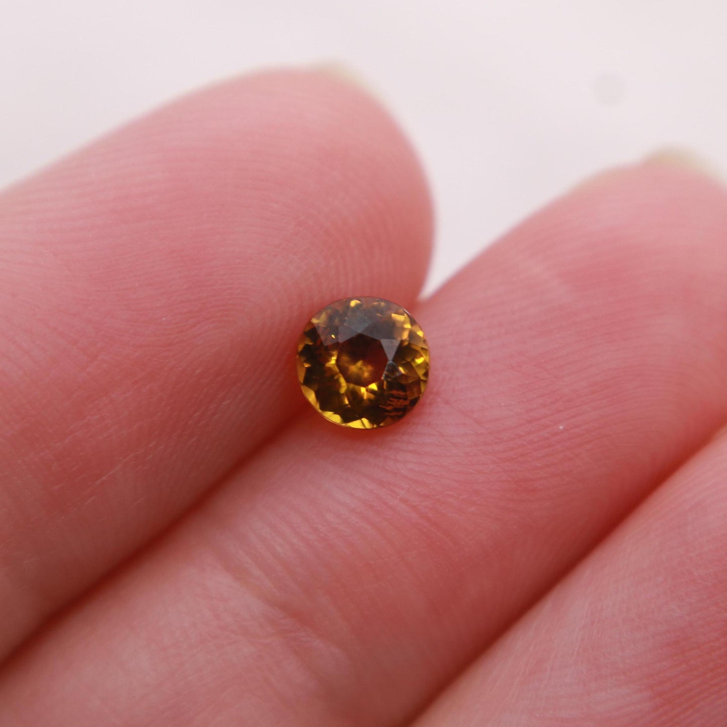 5.3mm Natural Golden Grossular Garnet 0.71 carat Round Faceted Loose Gem, Yellow-Orange Mali Garnet