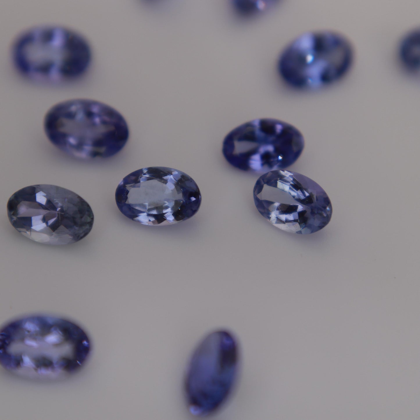 One 6x4mm Tanzanite Oval Cut, Faceted Loose Violet Gemstone, Natural Tanzanite, Zoisite