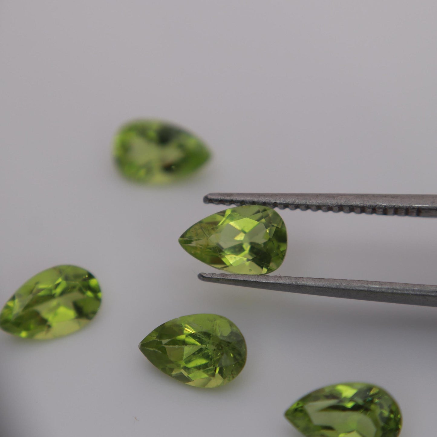 One 8x5mm Peridot Pear Cut, Faceted Loose Green Peridot, 1 Carat
