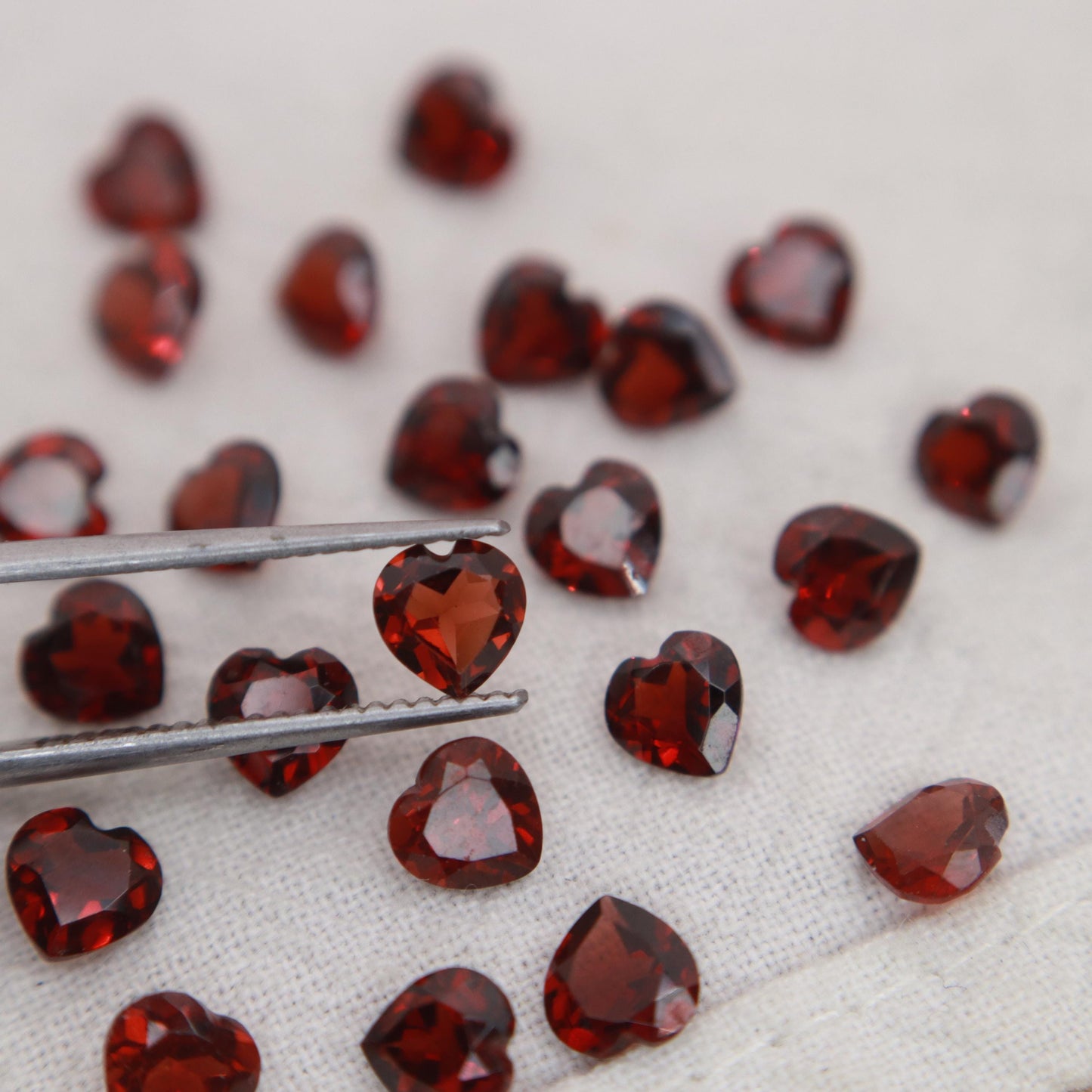 One 5mm Red Garnet Heart Cut, Faceted Loose Gemstone for Jewelry Setting