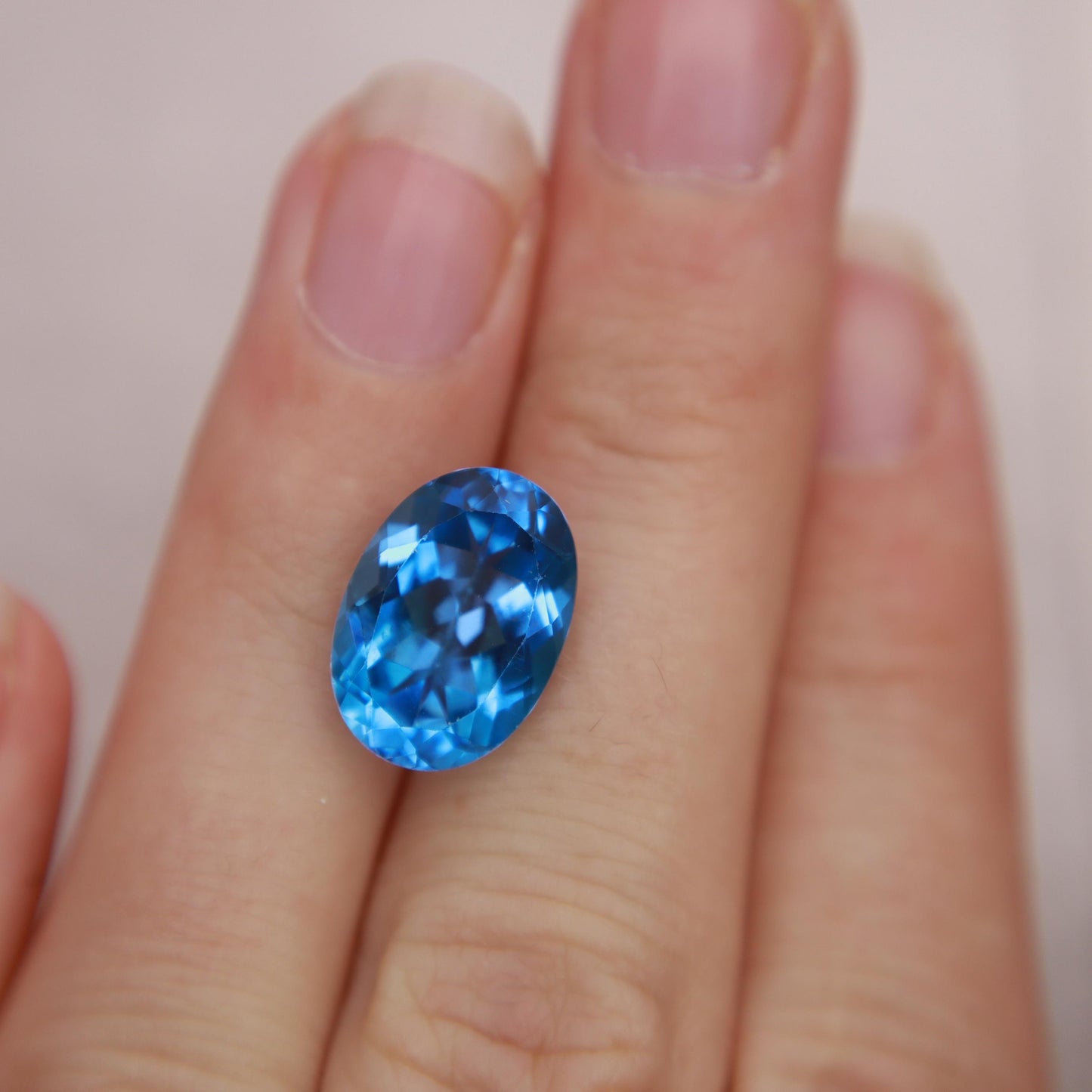14.2x10.1mm Blue Topaz 7.63 carat Oval Cut, Faceted Loose Gemstone
