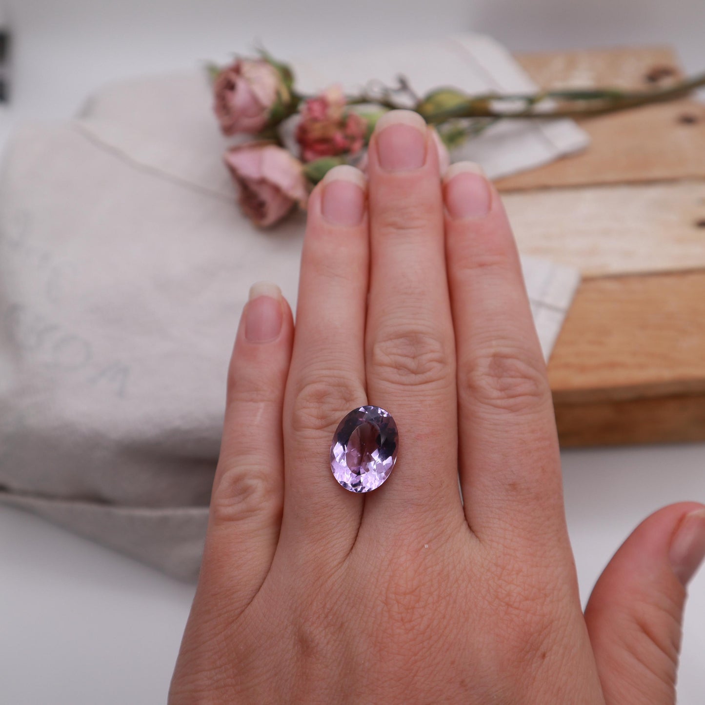 7.71 ct Light Purple Amethyst, 15.6x11.8mm Oval, Loose Gem Reclaimed/Recycled Gemstone