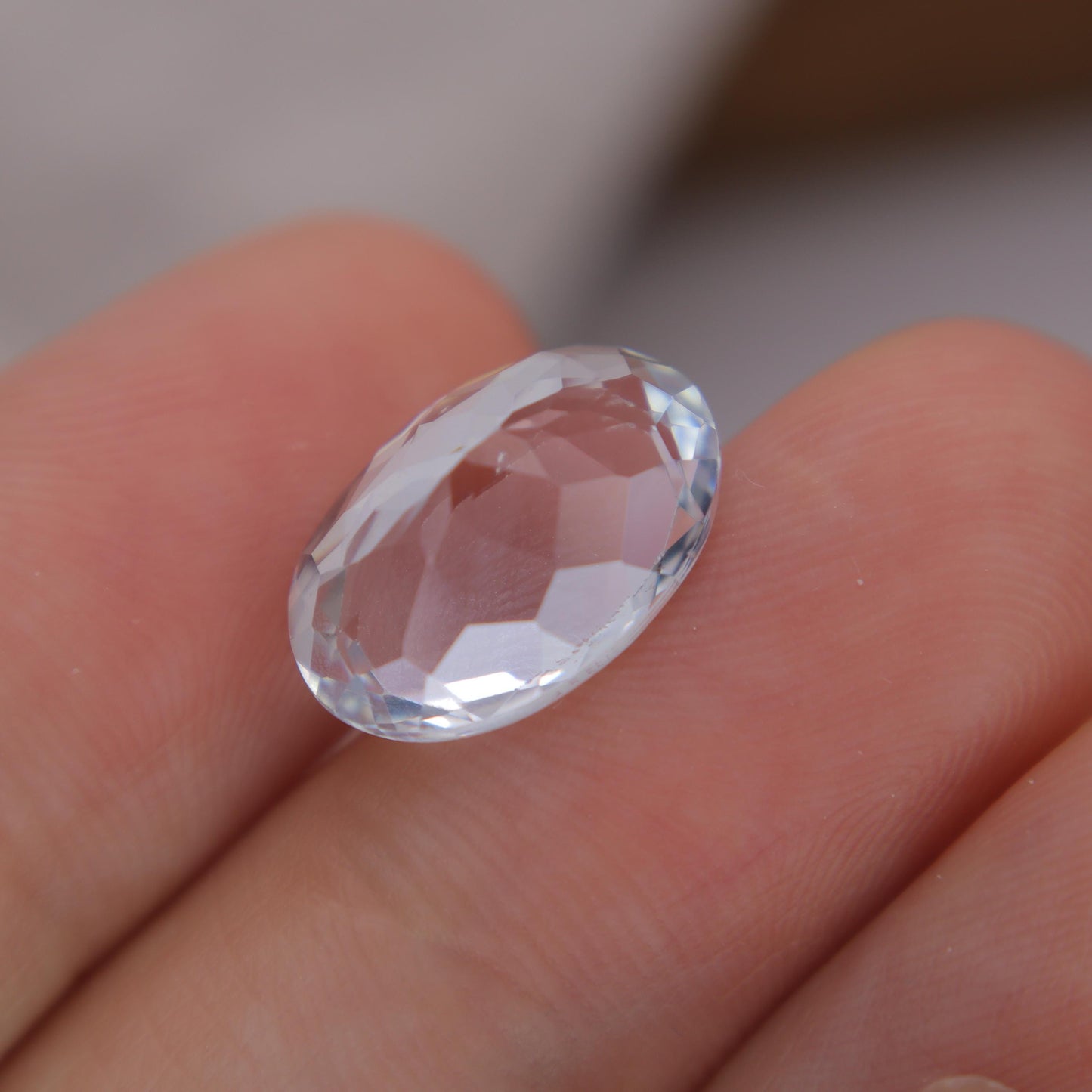 5.19 carat Light Blue Aquamarine 14x10.2mm Oval Cut, Faceted Loose Gemstone