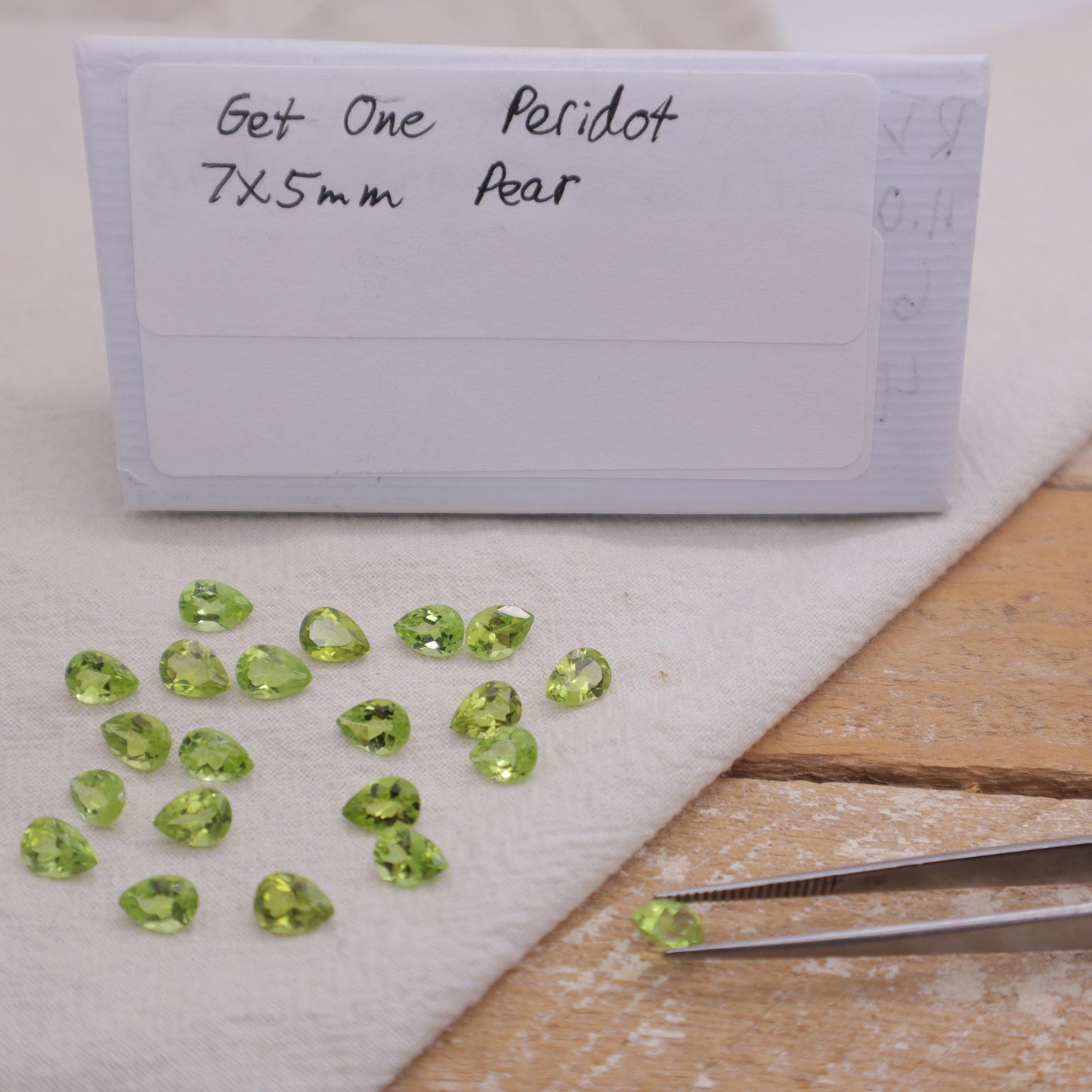 One 7x5mm Peridot Pear Cut, Faceted Loose Green Peridot