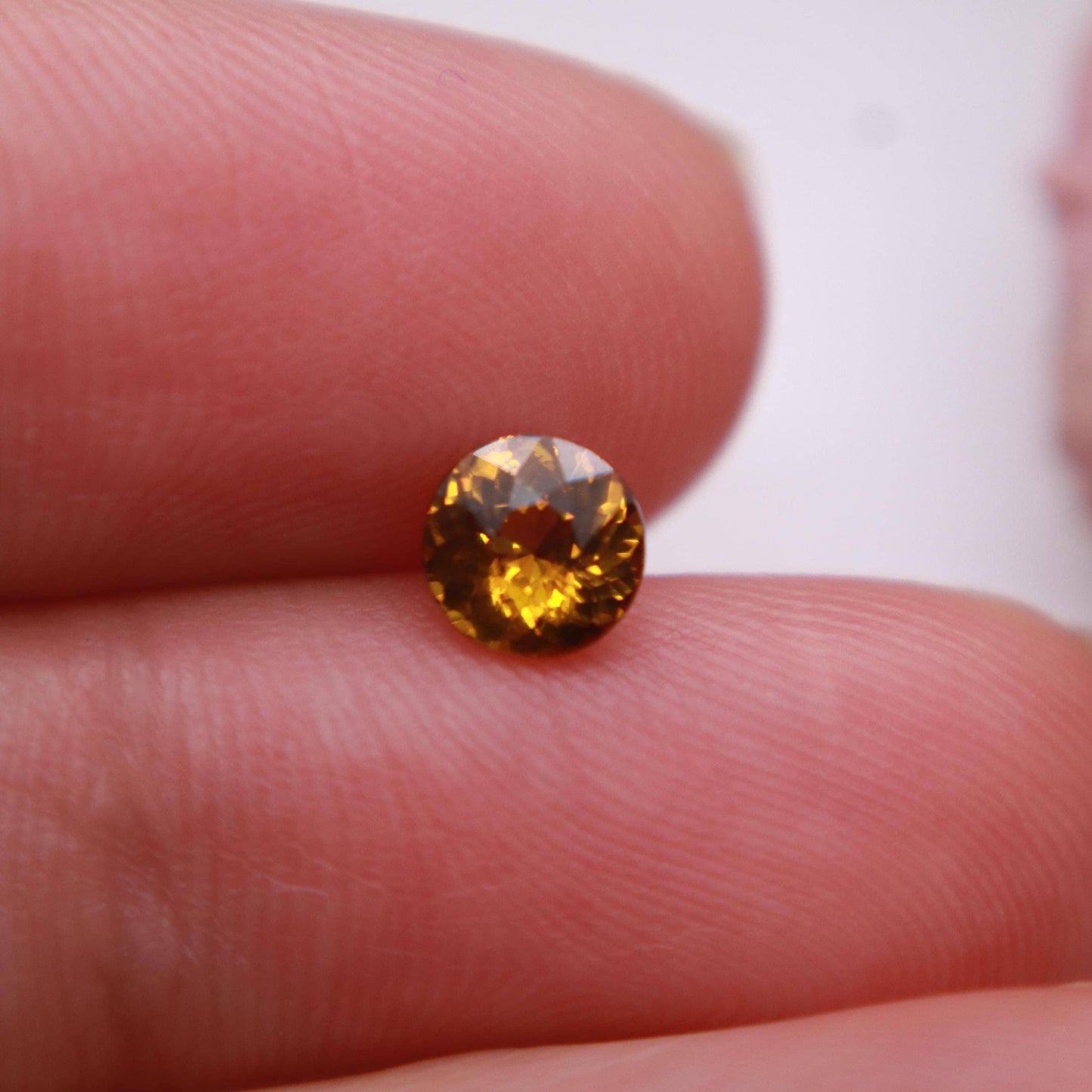 5.3mm Natural Golden Grossular Garnet 0.71 carat Round Faceted Loose Gem, Yellow-Orange Mali Garnet
