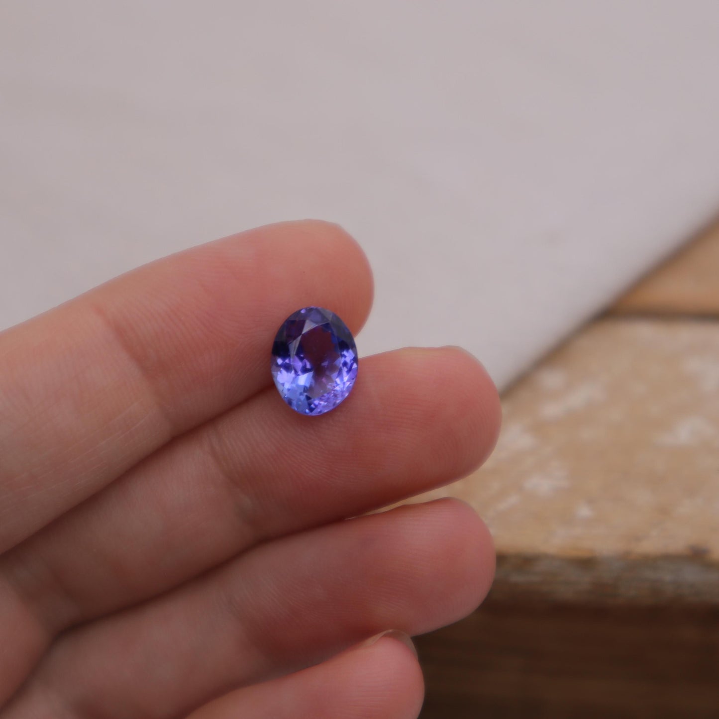 2.64 carat Tanzanite 9.7x8mm Oval Cut, Bluish Violet Faceted Loose Gemstone