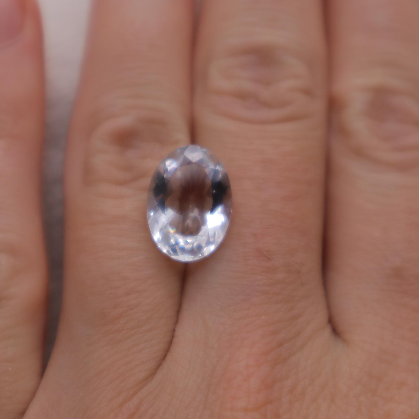 5.19 carat Light Blue Aquamarine 14x10.2mm Oval Cut, Faceted Loose Gemstone