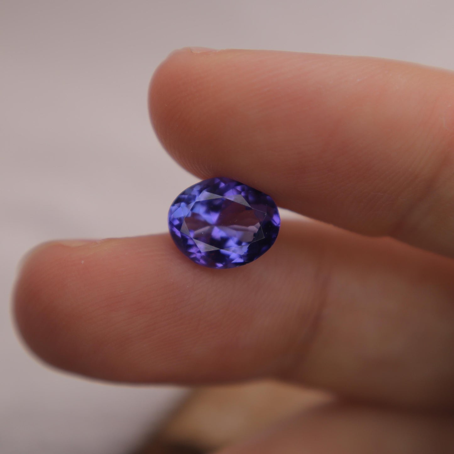 2.64 carat Tanzanite 9.7x8mm Oval Cut, Bluish Violet Faceted Loose Gemstone