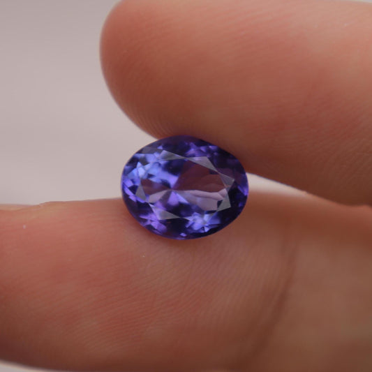 2.64 carat Tanzanite 9.7x8mm Oval Cut, Bluish Violet Faceted Loose Gemstone