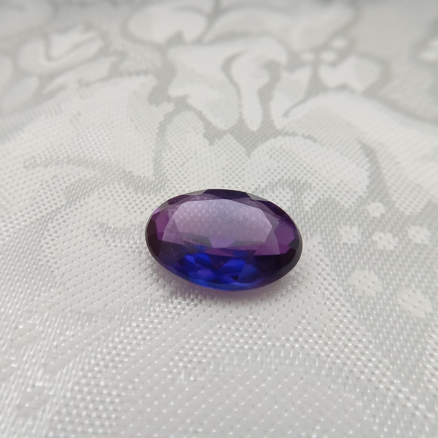 Lab Created Purple Sapphire Oval Cut 10.88 Carat, Faceted Lab Grown Corundum- Alexandrite Replacement 16.3x12.1mm color change