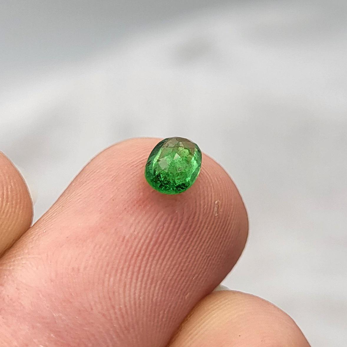 0.55 ct Natural Green Tsavorite Garnet 6.3x4.2mm Faceted Oval Gemstone Unmounted Gem, Earth Mined Green Garnet