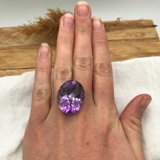 25x20mm Light Purple Amethyst, Checker Oval, 34 carat Loose Faceted Gemstone, February Birthstone