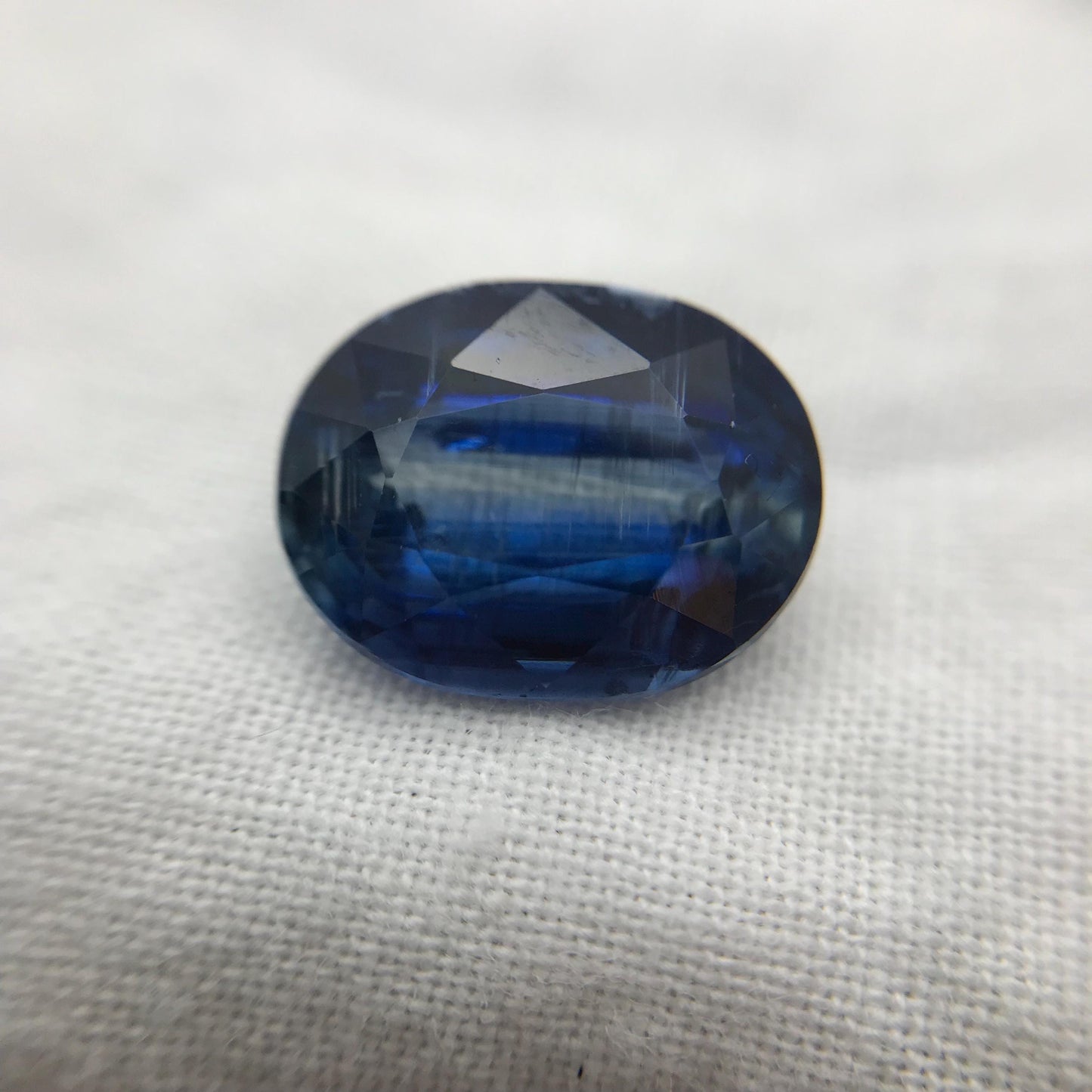 11.5x9mm Blue Kyanite 4.58 Carat Oval Cut, Faceted Loose, 11.4x8.9