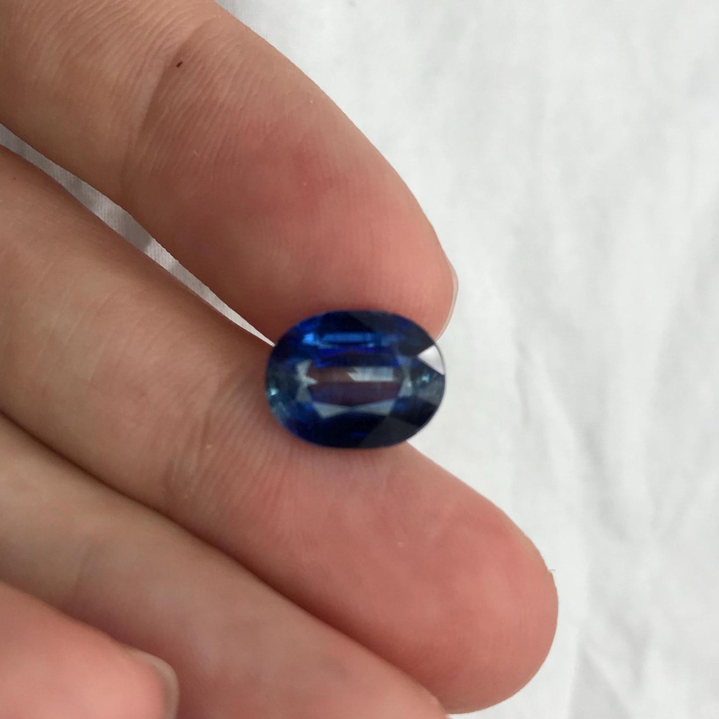 11.5x9mm Blue Kyanite 4.58 Carat Oval Cut, Faceted Loose, 11.4x8.9