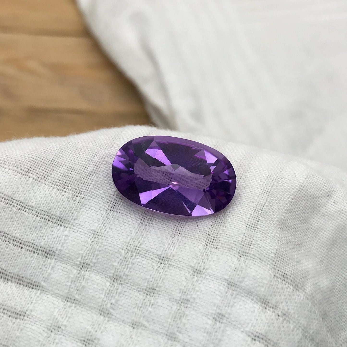 18x11mm Amethyst Fancy Oval cut, 8.38 carat Natural Quartz