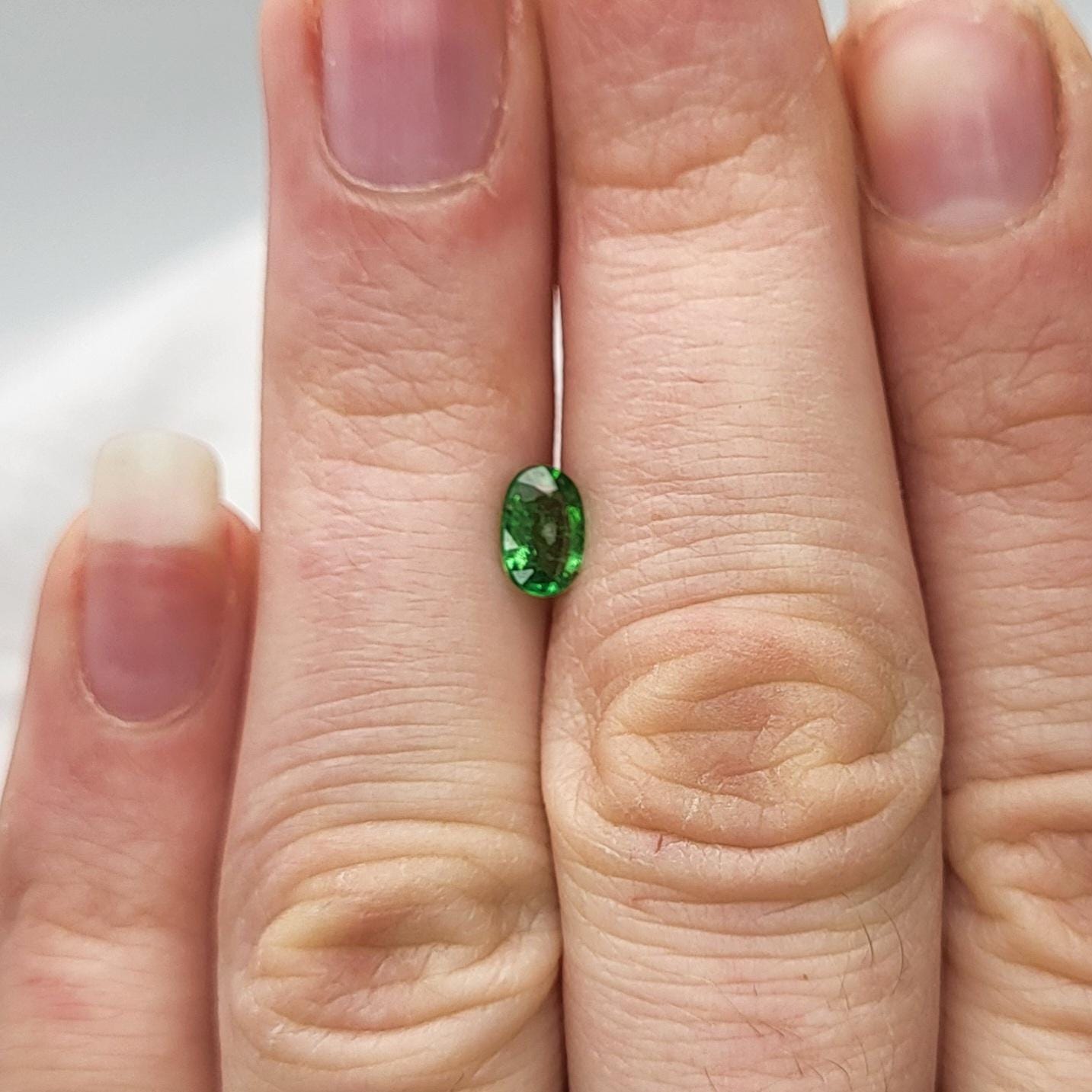 0.55 ct Natural Green Tsavorite Garnet 6.3x4.2mm Faceted Oval Gemstone Unmounted Gem, Earth Mined Green Garnet