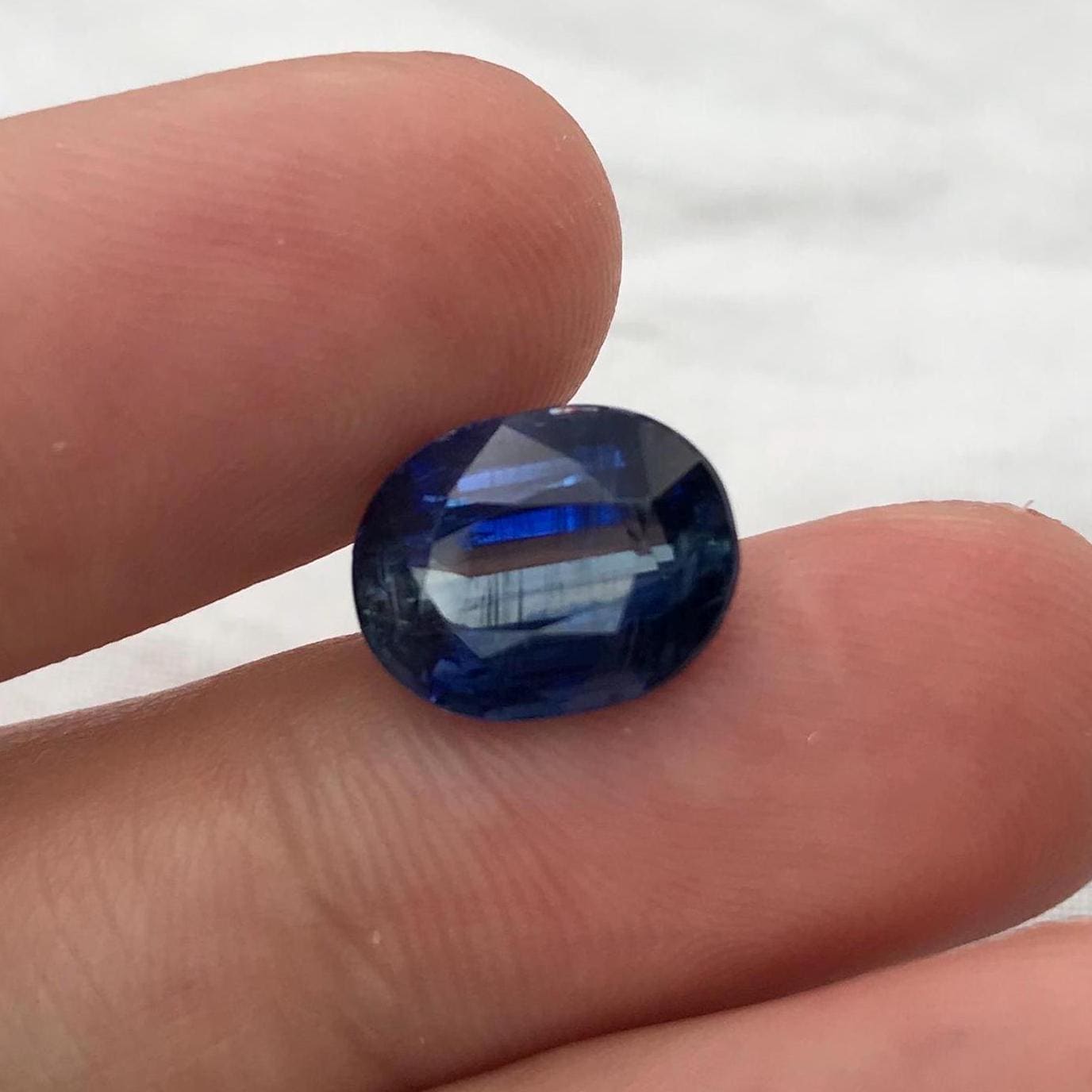 11.5x9mm Blue Kyanite 4.58 Carat Oval Cut, Faceted Loose, 11.4x8.9