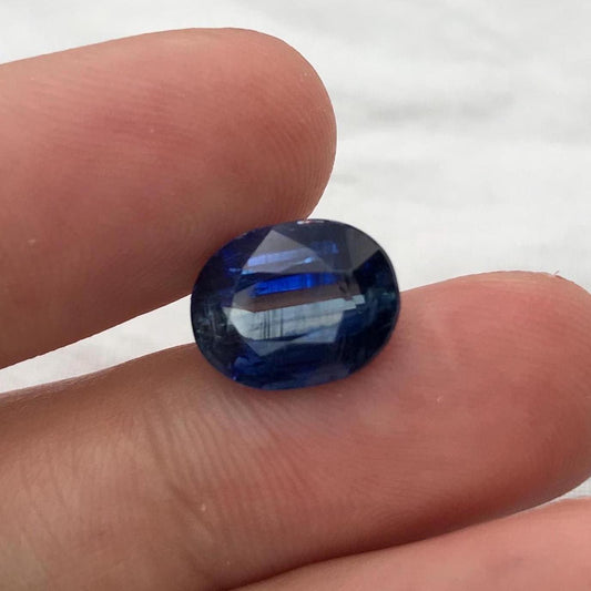 11.5x9mm Blue Kyanite 4.58 Carat Oval Cut, Faceted Loose, 11.4x8.9