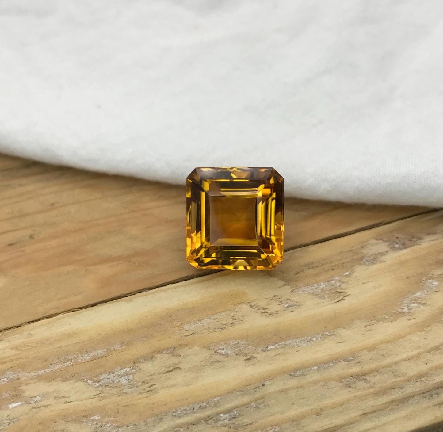16x17mm Golden Citrine 22.80 carat Emerald cut, Faceted Loose Step cut Gemstone