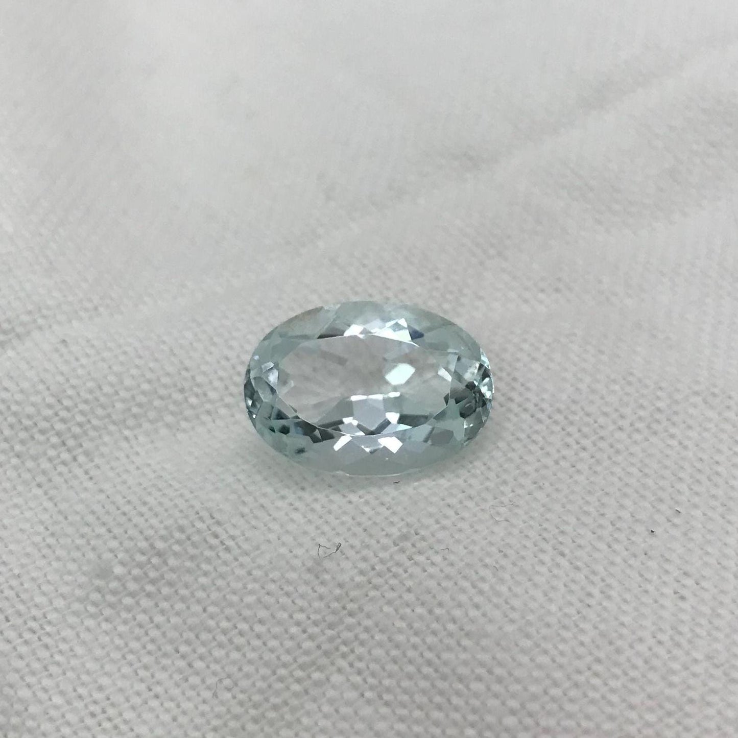 14x10mm Natural Aquamarine 5 carat, Oval Cut, Faceted Loose Gemstone
