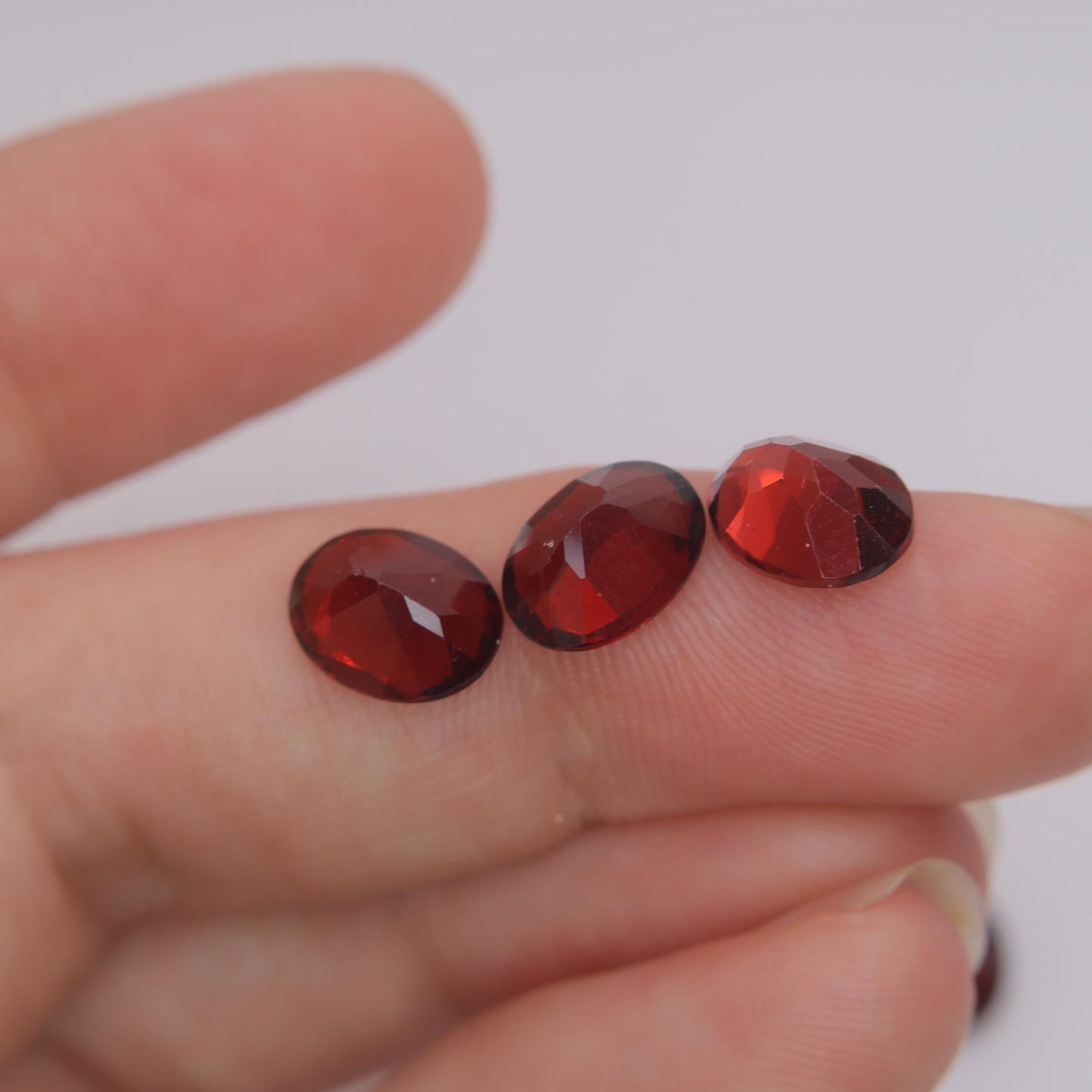One Red Garnet 9x7mm Oval Cut, Faceted Loose Gemstone