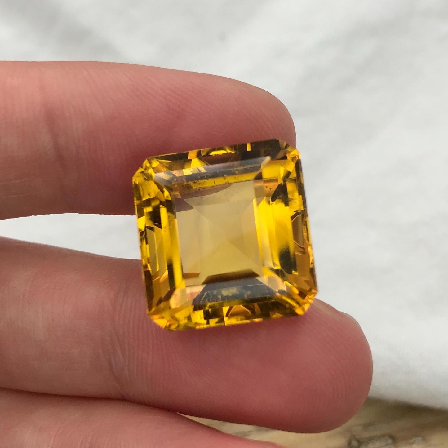 16x17mm Golden Citrine 22.80 carat Emerald cut, Faceted Loose Step cut Gemstone
