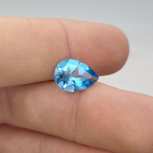 10.8x7.8mm Blue Topaz Pear Cut, 2.79 carat Loose Faceted Gem, Natural Topaz