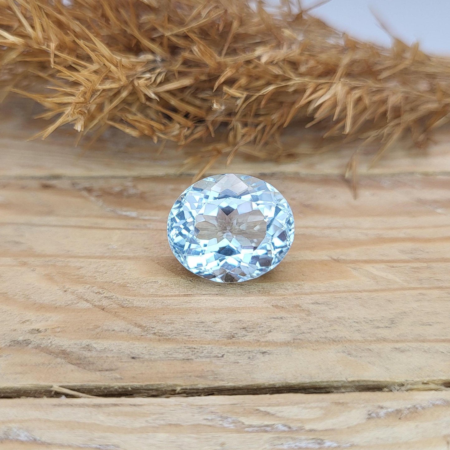 8.39 ct Very Light Blue Aquamarine, 14x12mm Oval Cut Faceted Loose Gemstone