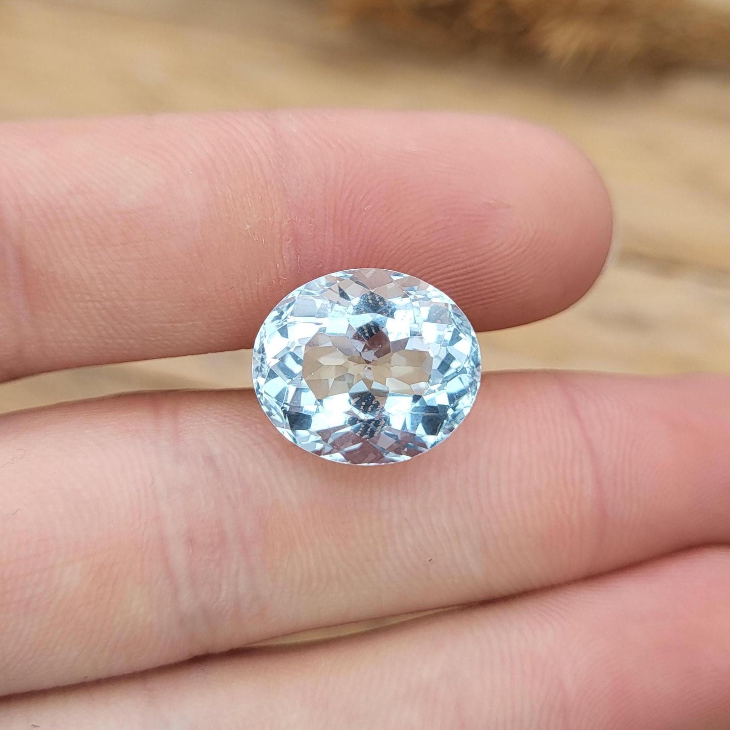 8.39 ct Very Light Blue Aquamarine, 14x12mm Oval Cut Faceted Loose Gemstone