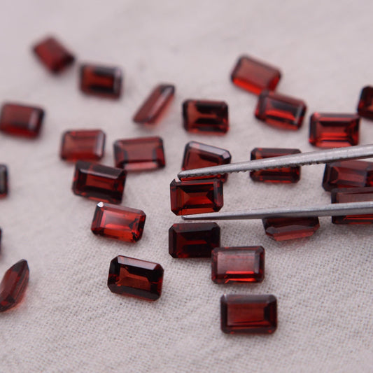 One 6x4mm Red Garnet Emerald Cut, Faceted Loose Gemstone