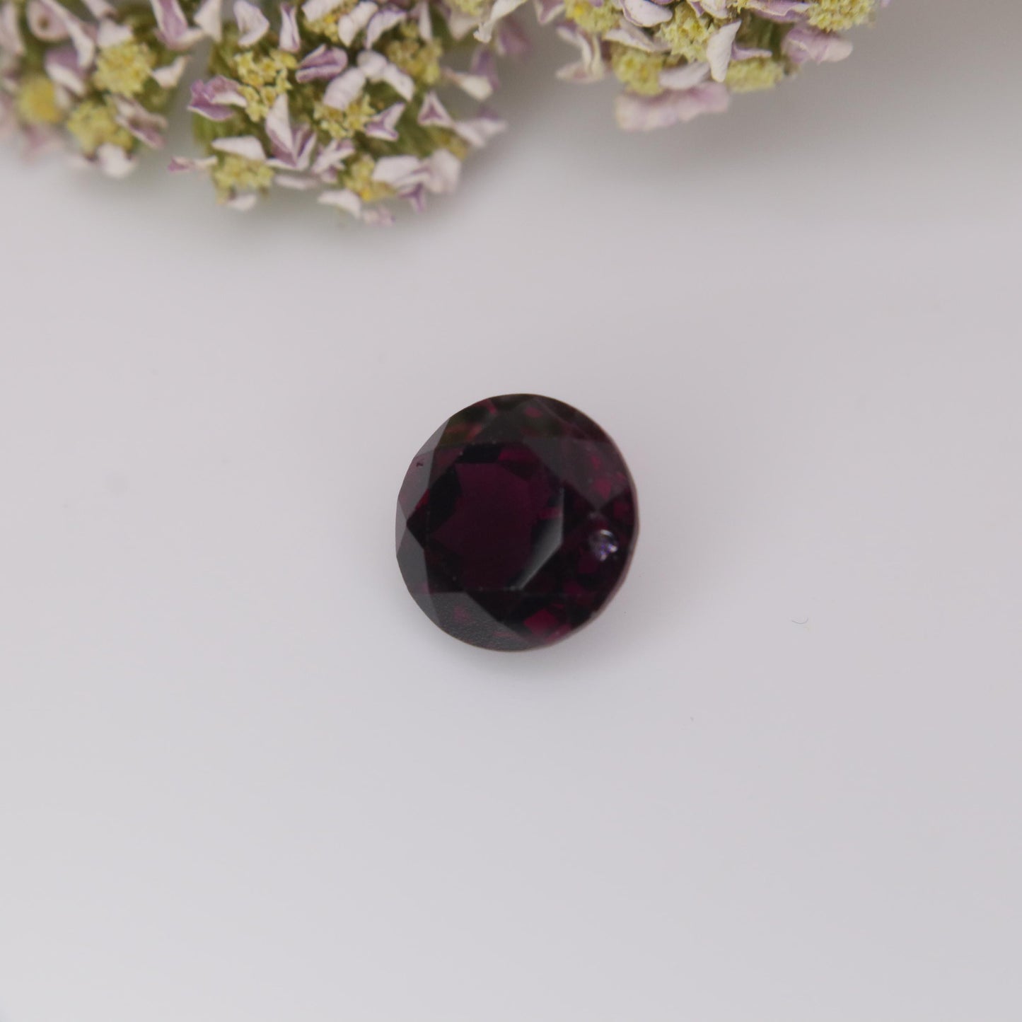8mm Rhodolite Garnet 3 Carat Round Cut, Facet Loose Purple Garnet